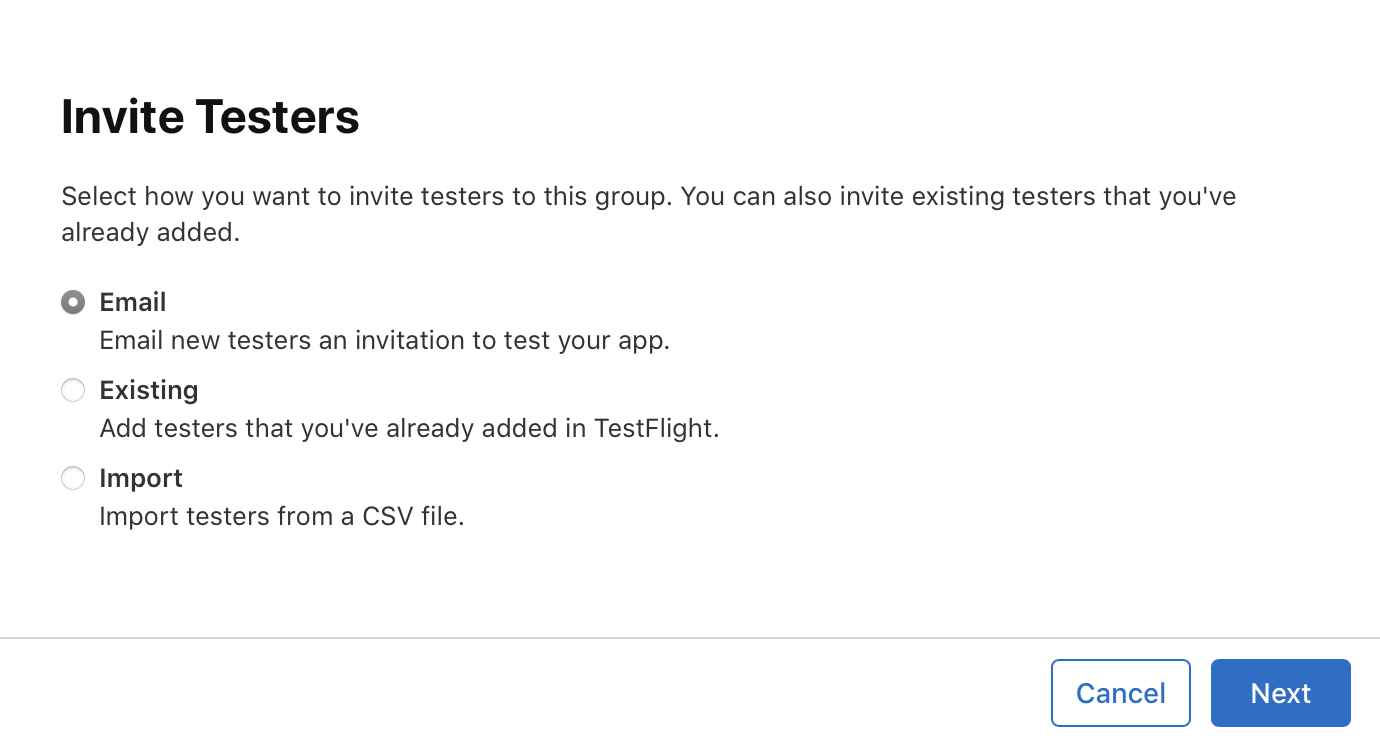 截屏为“邀请测试员”对话框,依次列出三个选项,分别为“电子邮件”、“现有”和“导入”,其中“电子邮件”选项已选中。对话框右下角为“取消”按钮和“下一步”按钮。